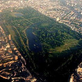 Hyde Park (in foreground) and Kensington Gardens